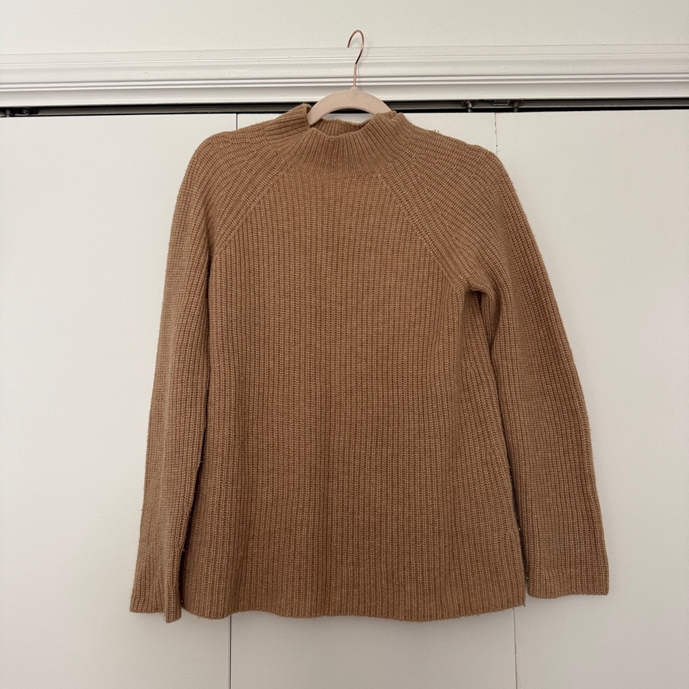 VINCE wool Tan Sweater small